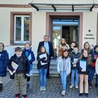 Die Klasse 4 a der Valentin-Pfeifer-Schule Eschau beim Besuch im Rathaus Eschau