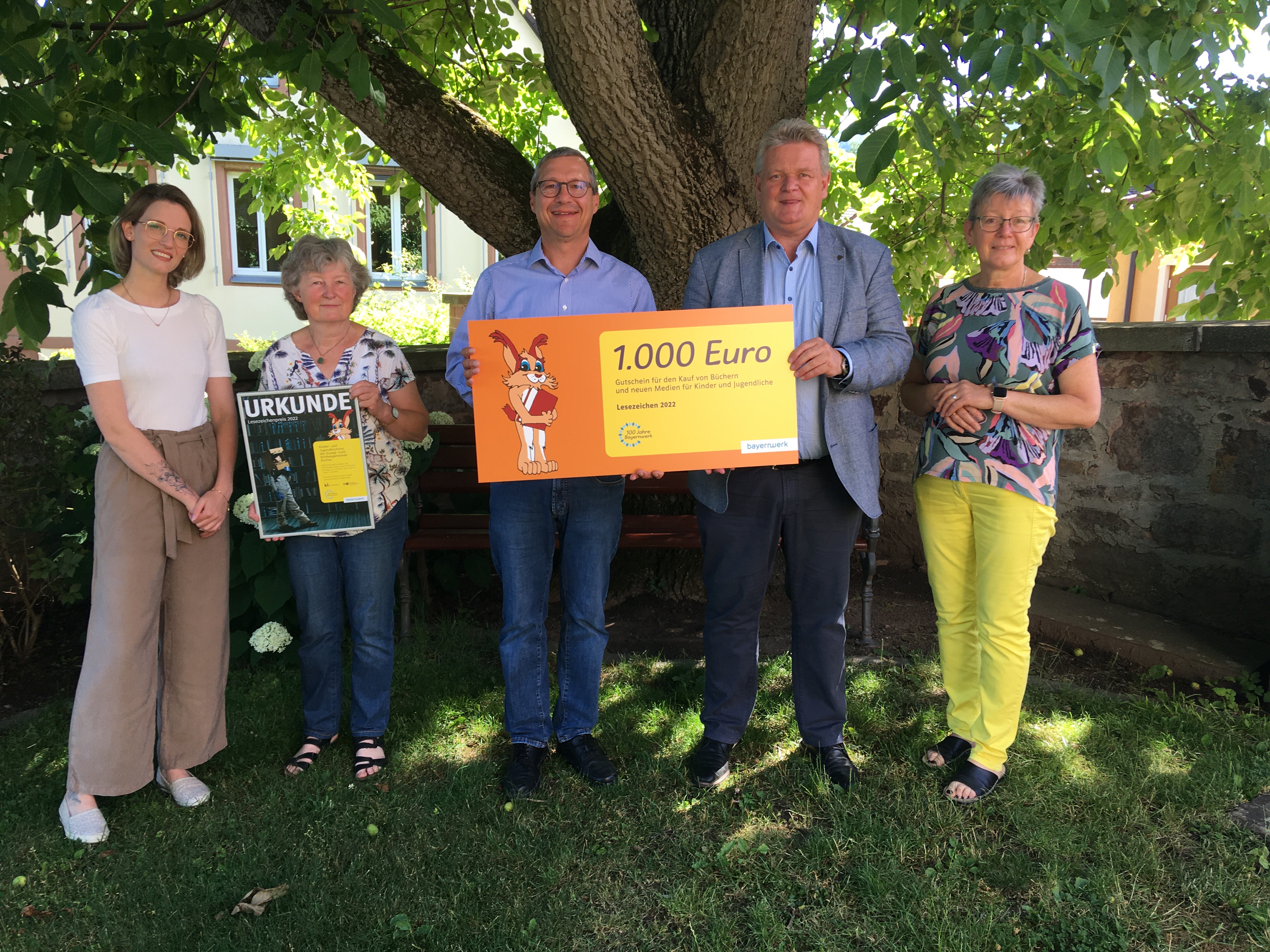 Foto Gutscheinübergabe Bayernwerk