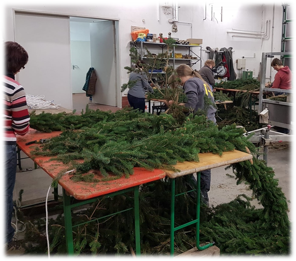 Girlandenwickeln 2.png