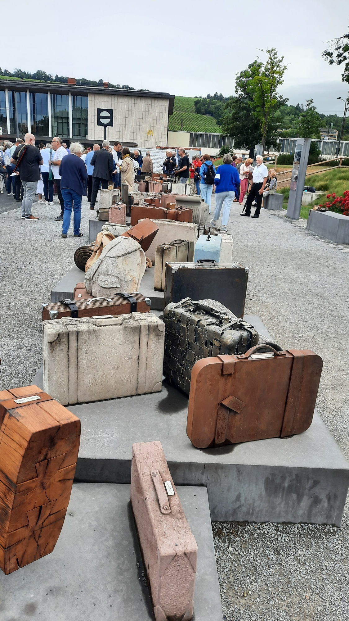 Denkort Deportation-1.jpg